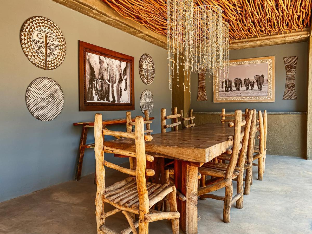 Gwango Heritage Resort Dete Экстерьер фото