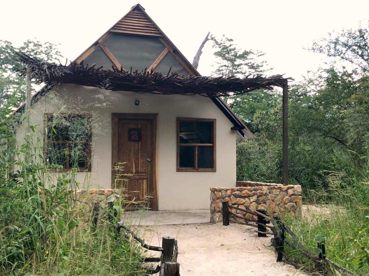 Gwango Heritage Resort Dete Экстерьер фото