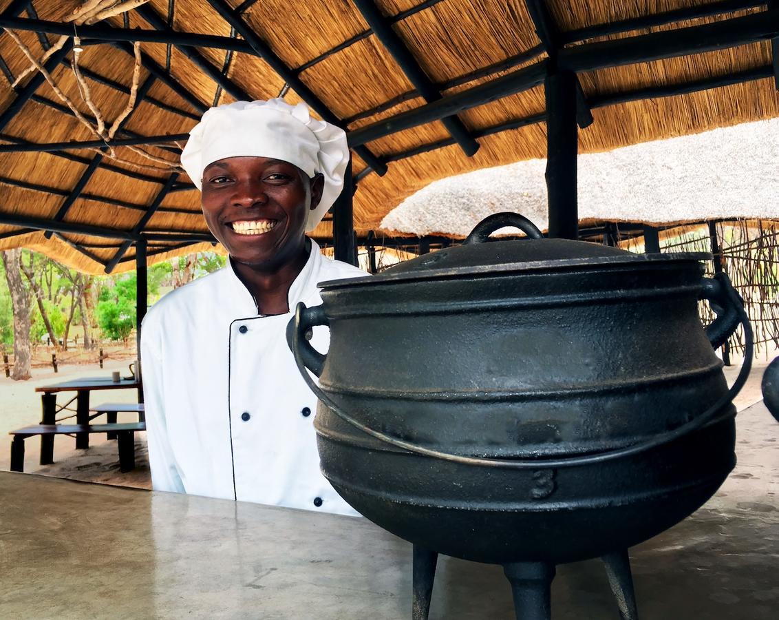 Gwango Heritage Resort Dete Экстерьер фото